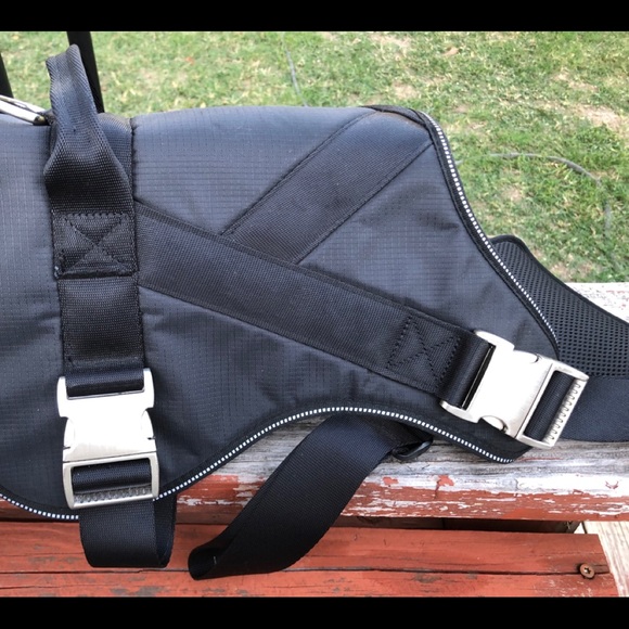 XL/XXL Good 2 Go dog harness. Has never been worn. I waited too long to return. - Picture 2 of 6